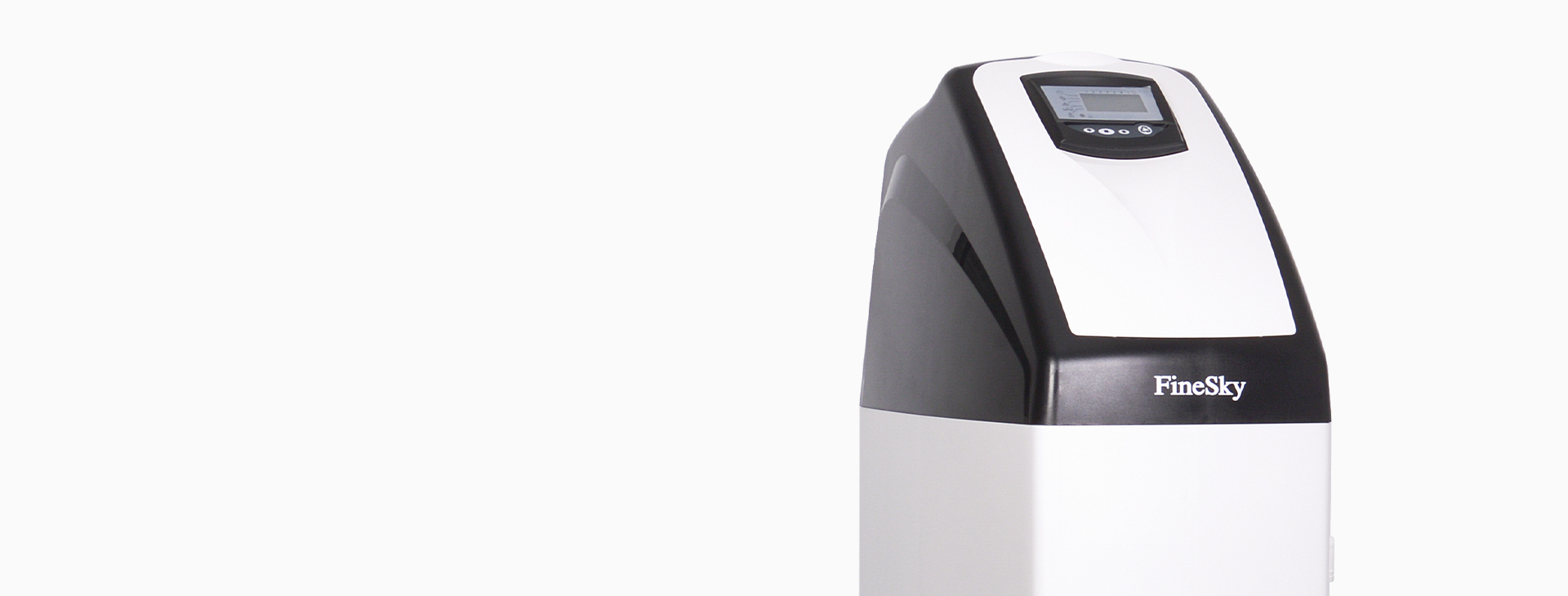 <h4>特有假日模式<br></h4>
<p>開(kāi)啟假日功能模式，用戶(hù)長(zhǎng)時(shí)間外出不使用軟水機(jī)時(shí)，設(shè)備會(huì)定期自動(dòng)清洗，對(duì)樹(shù)脂進(jìn)行殺菌，保證樹(shù)脂不受污染，避免死水。</p>