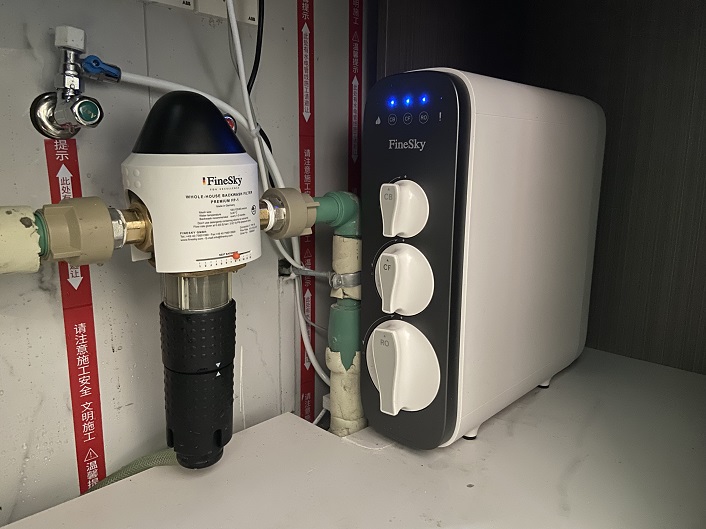 上海楓林雅苑客戶 安裝前置凈水器直飲機(jī)案例