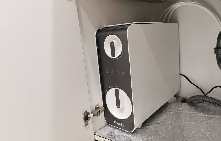 深圳龍崗區(qū)客戶-安裝RO反滲透凈水器與直飲機+前置過濾器(圖2) 222 (2).jpg